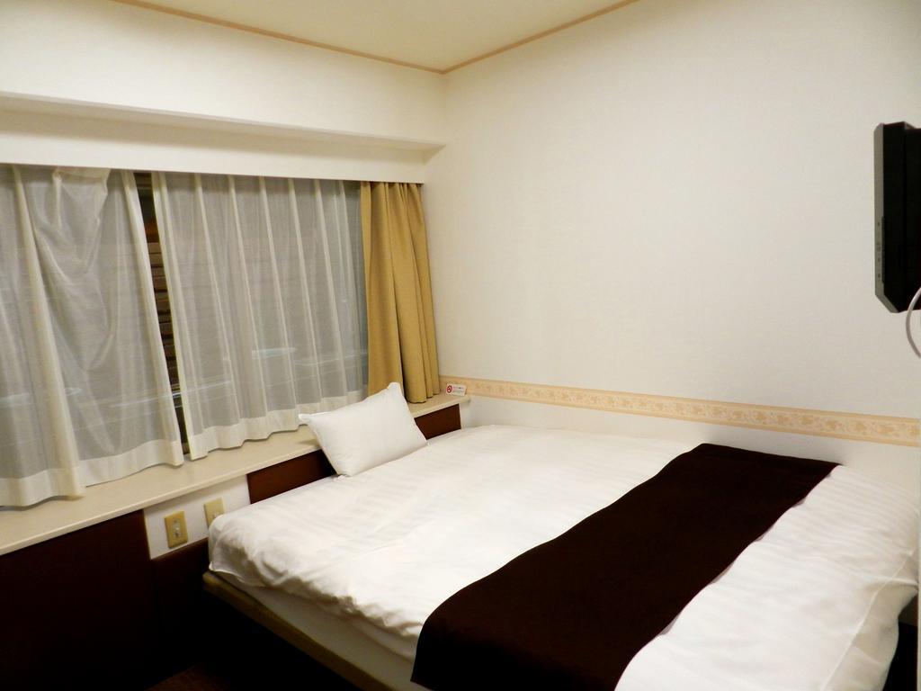 Check In Matsuyama Hotel Macujama Kültér fotó