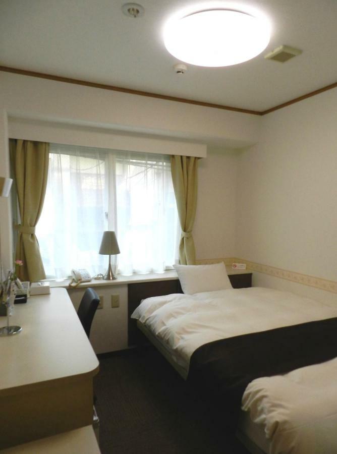 Check In Matsuyama Hotel Macujama Kültér fotó